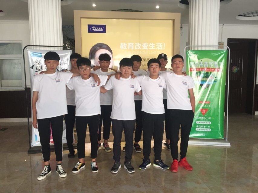 鄭州北大青鳥翔天信鴿第二期夏令營邀你免費“玩IT”