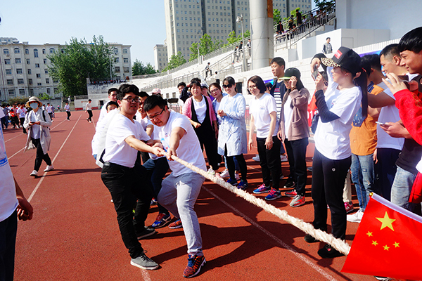 鄭州北大青鳥翔天信鴿軟件學(xué)院2018年春季運(yùn)動(dòng)會(huì)