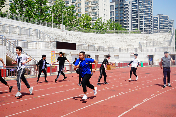 鄭州北大青鳥翔天信鴿軟件學(xué)院2018年春季運(yùn)動(dòng)會(huì)