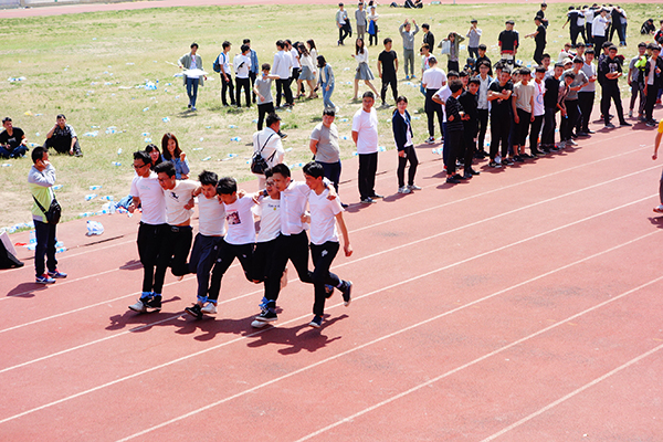 鄭州北大青鳥翔天信鴿軟件學(xué)院2018年春季運(yùn)動(dòng)會(huì)