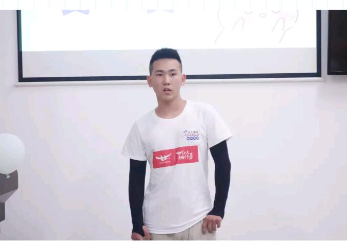 鄭州北大青鳥翔天信鴿夏令營學員風采展示