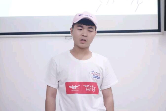 鄭州北大青鳥翔天信鴿夏令營學員風采展示