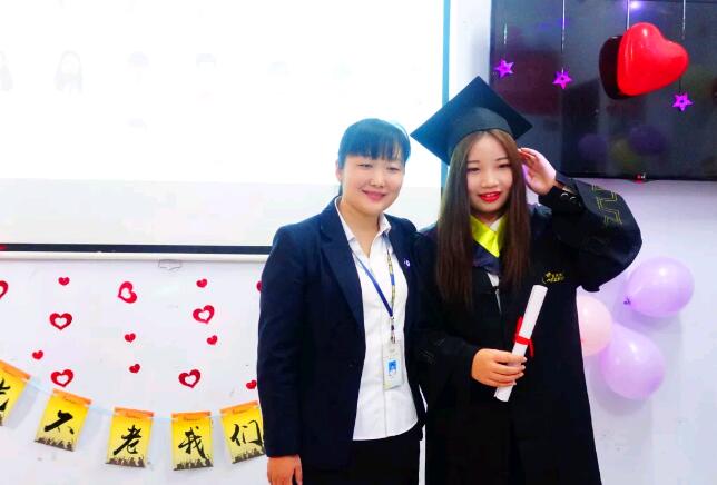 鄭州北大青鳥翔天信鴿青春畢業(yè)季