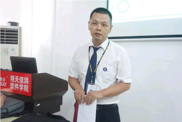 鄭州北大青鳥翔天信鴿A92班項目評審圓滿結束