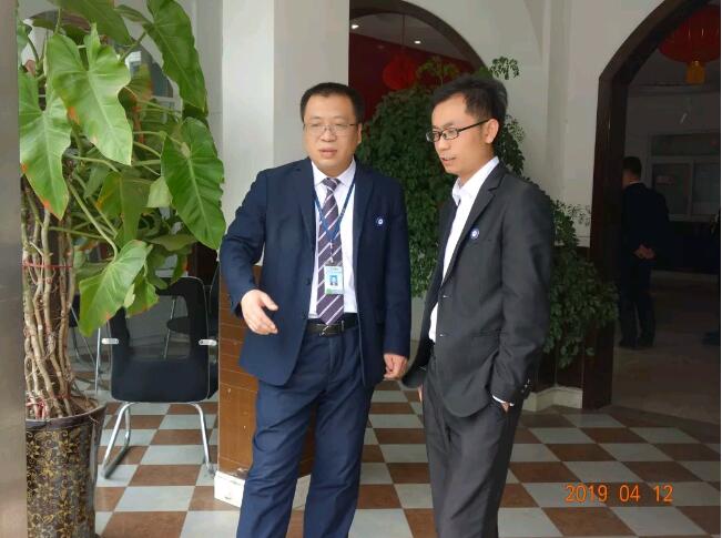 北大青鳥總部閆發(fā)軍老師與我校教學(xué)副校長(zhǎng)王廣南老師