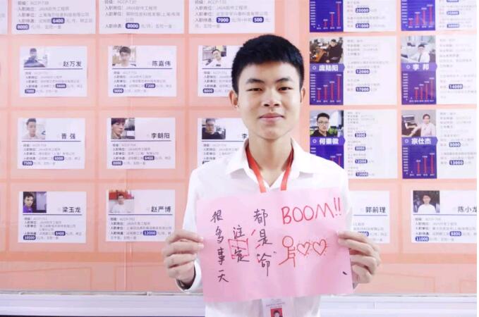 鄭州北大青鳥翔天信鴿為河南考生加油助力