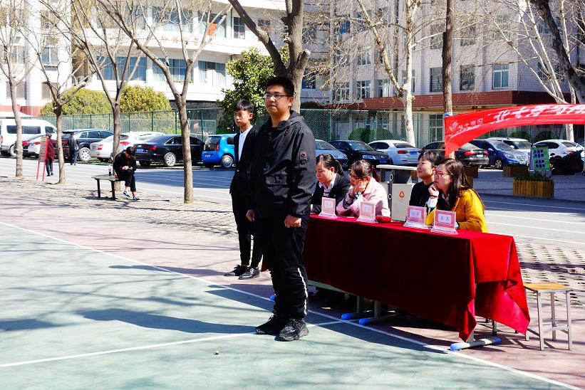 鄭州北大青鳥翔天信鴿2019年新生軍訓