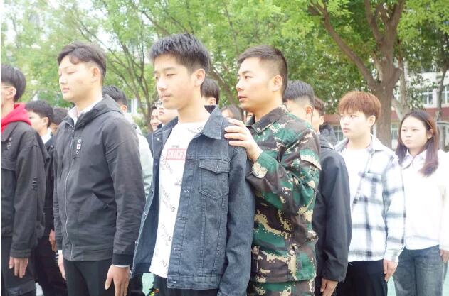 鄭州北大青鳥翔天信鴿2019第三期軍訓!