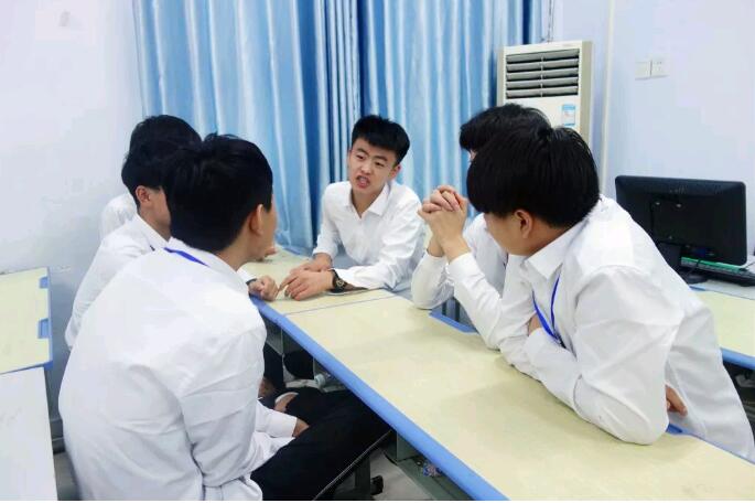 鄭州北大青鳥翔天信鴿B197班開學典禮:感謝相遇,未來相伴!