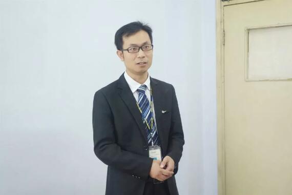 北大青鳥鄭州翔天信鴿Q1906班開學典禮