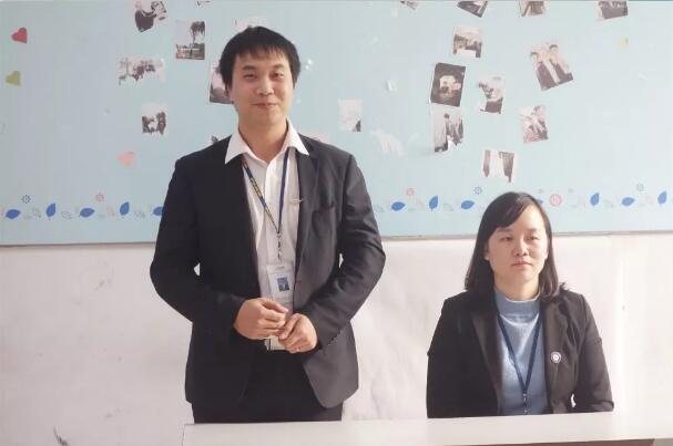 鄭州北大青鳥翔天信鴿B195學習互幫互助拜師大會