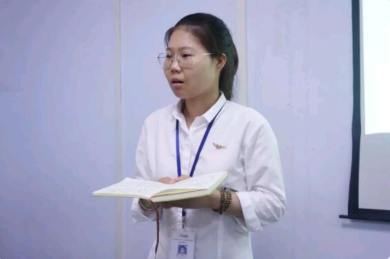 孫曉然老師對于學員項目進行點評