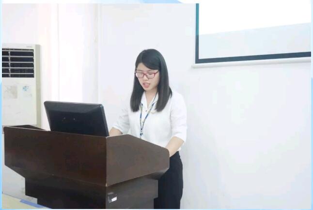 本次夏令營的營長由我們可愛的皮芮平老師擔任