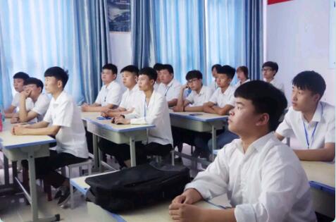 笑到扶墻的小伙伴