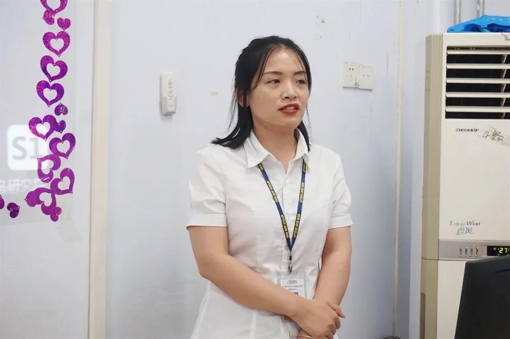 鄭州北大青鳥翔天信鴿網絡205班開學典禮