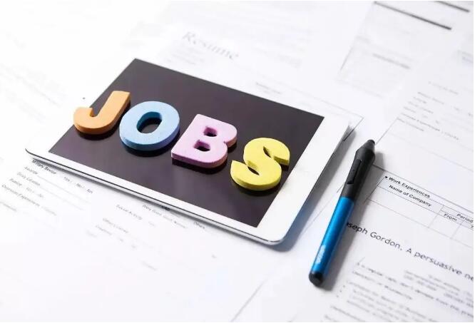 初高中畢業(yè)讀什么學(xué)校好