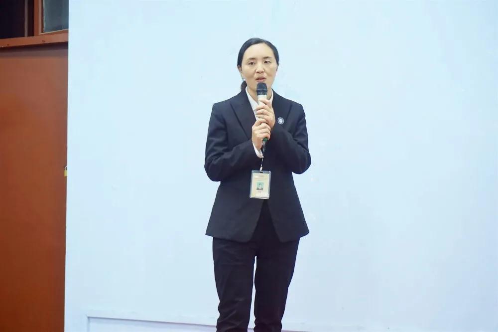 鄭州北大青鳥翔天信鴿教學就業三季度總結暨四季度計劃報告圓滿召開