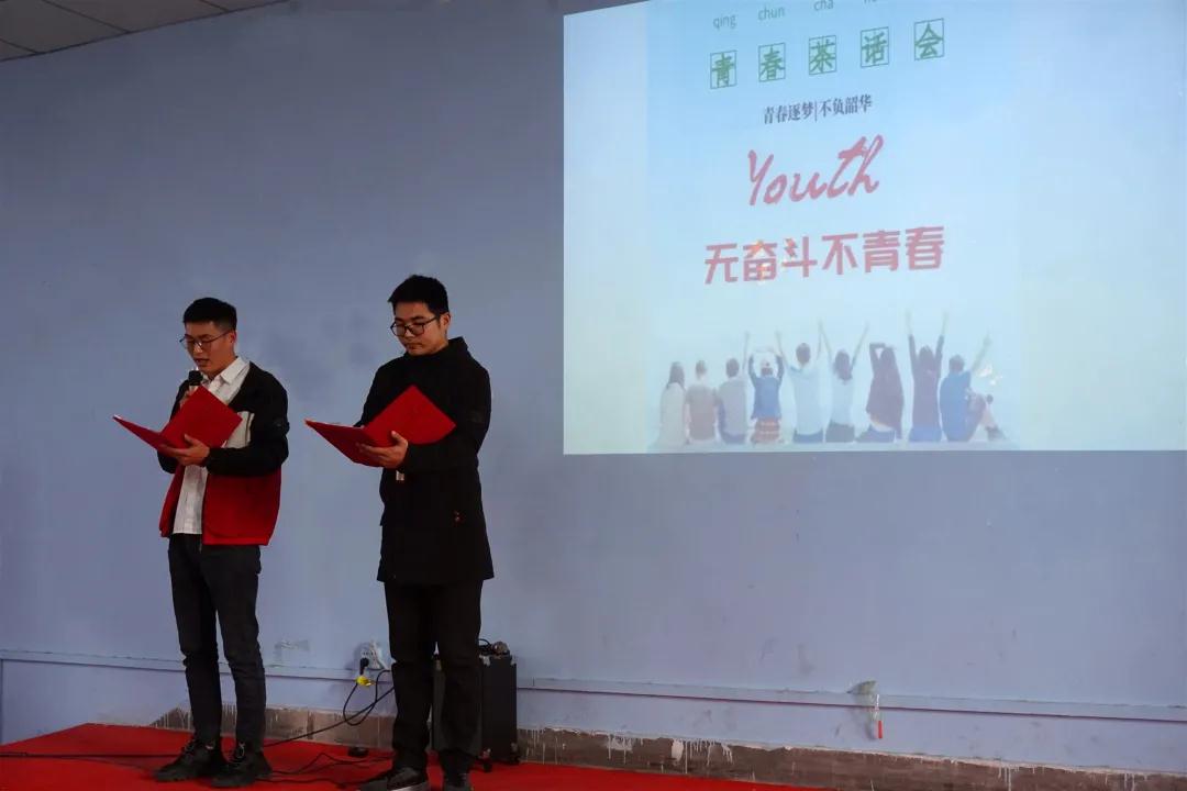 致鄭州北大青鳥翔天信鴿畢業學員:青春不散場,未來皆可期