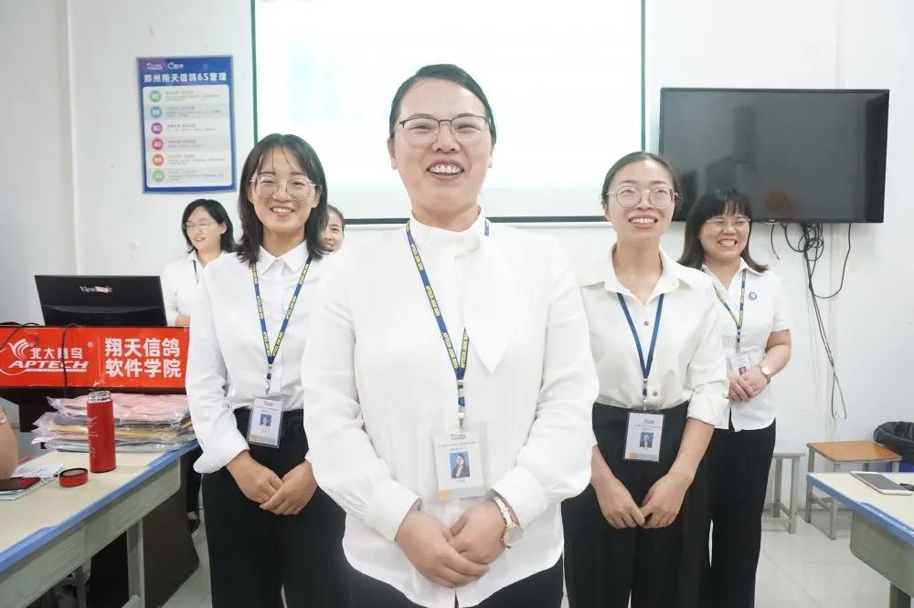 鄭州北大青鳥翔天信鴿班主任基本功知識競賽圓滿結(jié)束