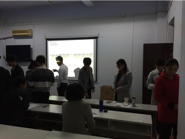 鄭州北大青鳥翔天信鴿“北大青鳥杯超級演說家”總決賽圓滿結束