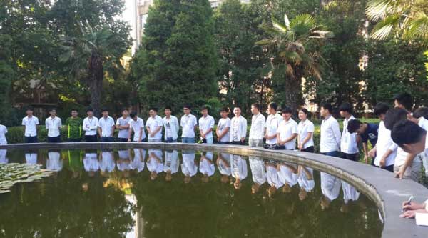 鄭州北大青鳥(niǎo)晨練