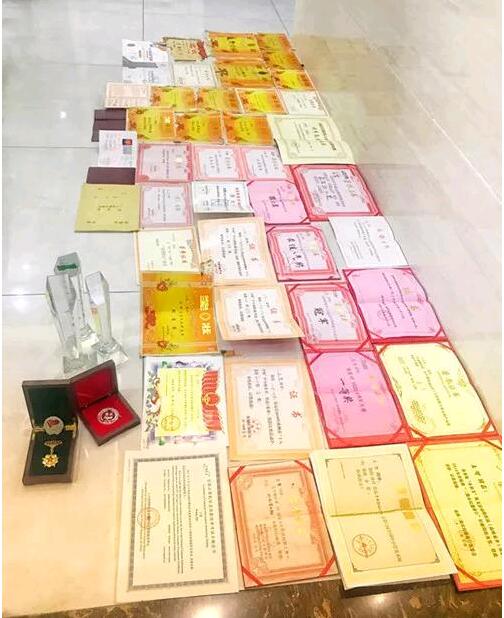 用優異成績來致敬曾經奮斗過的青春和這段青春故事里的人和事