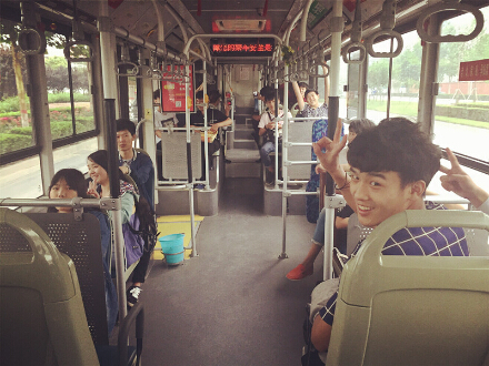 鄭州北大青鳥翔天信鴿校區T160班戶外拓展訓練