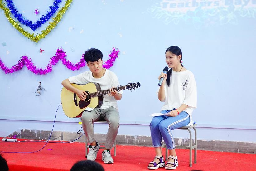 鄭州北大青鳥翔天信鴿9月10號教師節聯歡會