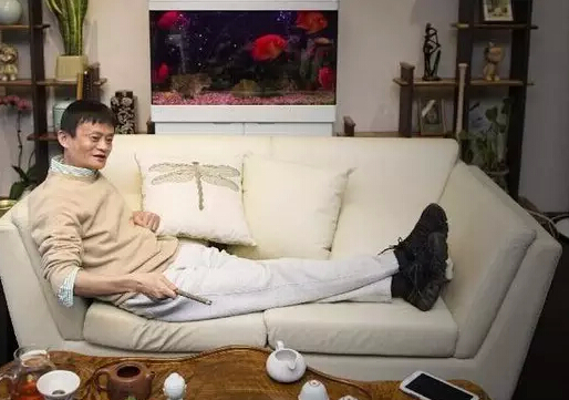 馬總辦公室:簡潔不簡單  有很多小玩意