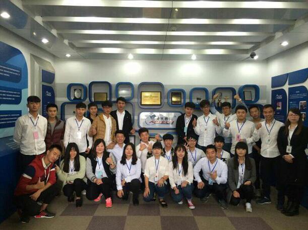 鄭州北大青鳥翔天信鴿校區(qū)“校園文化行活動”