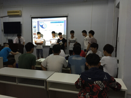 鄭州北大青鳥2016年度IT夏令營第一期開營啦