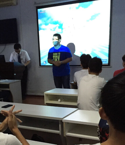 鄭州北大青鳥2016年度IT夏令營第一期開營啦