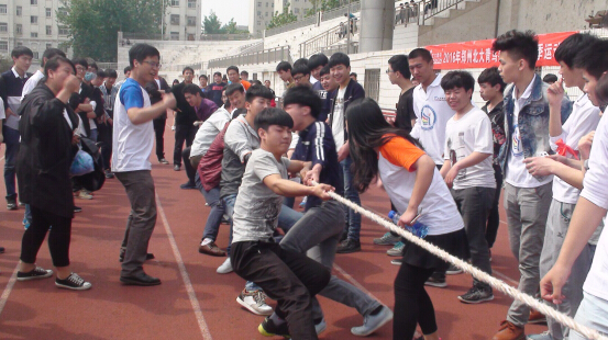 鄭州北大青鳥翔天信鴿2016年師生春季運動會圓滿成功