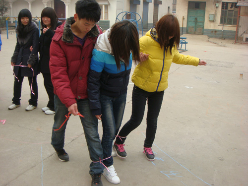 鄭州北大青鳥學(xué)員素質(zhì)拓展活動