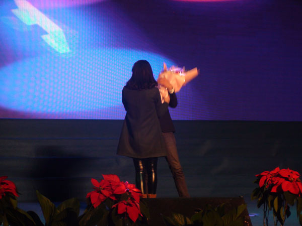 鄭州北大青鳥翔天信鴿十周年校慶